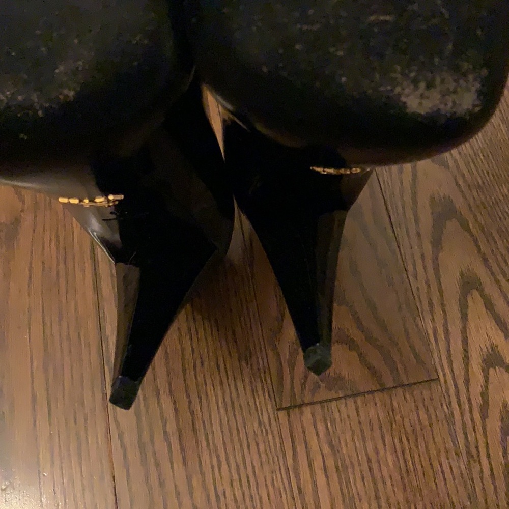 Prada heels - Picture 8 of 9
